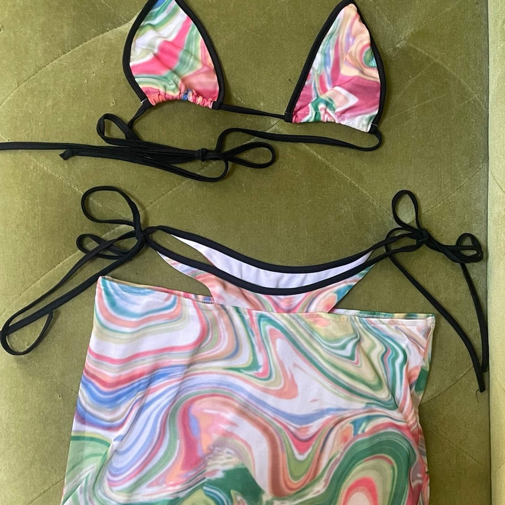 multi-coloured mesh two-piece skirt set